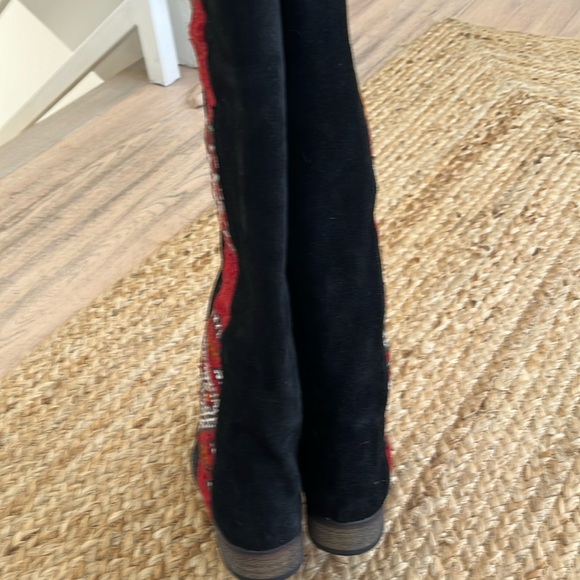 Anthropologie New Pull on Howsty Kilim & Suede Western Style all day knee boots - Picture 6 of 10